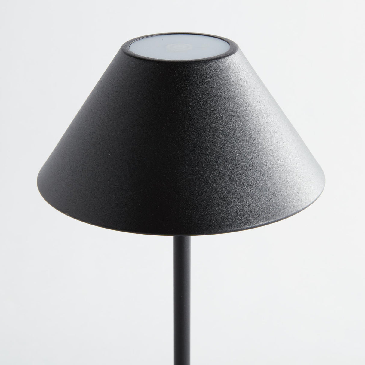 Napa Black ALLUNA CORDLESS LED LAMP 14"