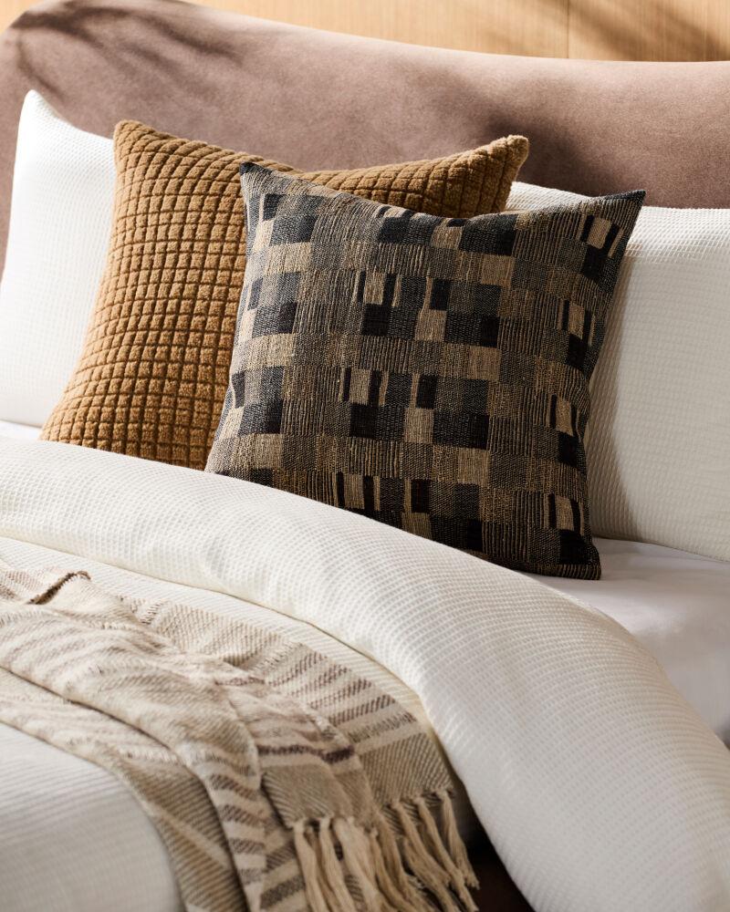 Surya Marzano MZN-003 20"L x 20"W Pillow