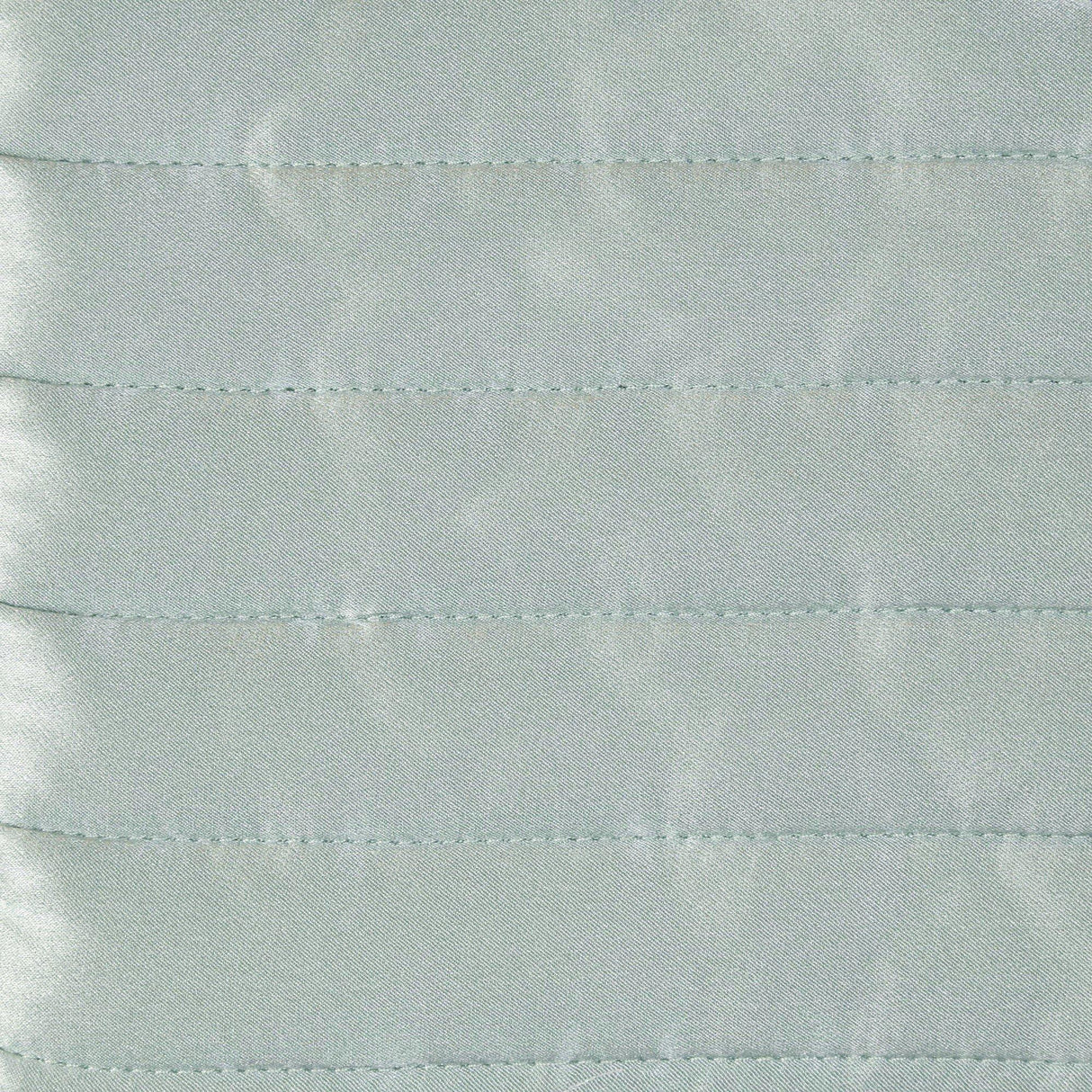 Ann Gish Frost King Charmeuse Channel Quilt Box Spring Cover