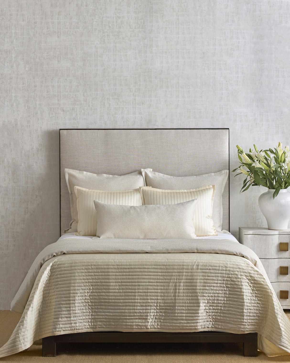 Ann Gish Silver King Screen Coverlet