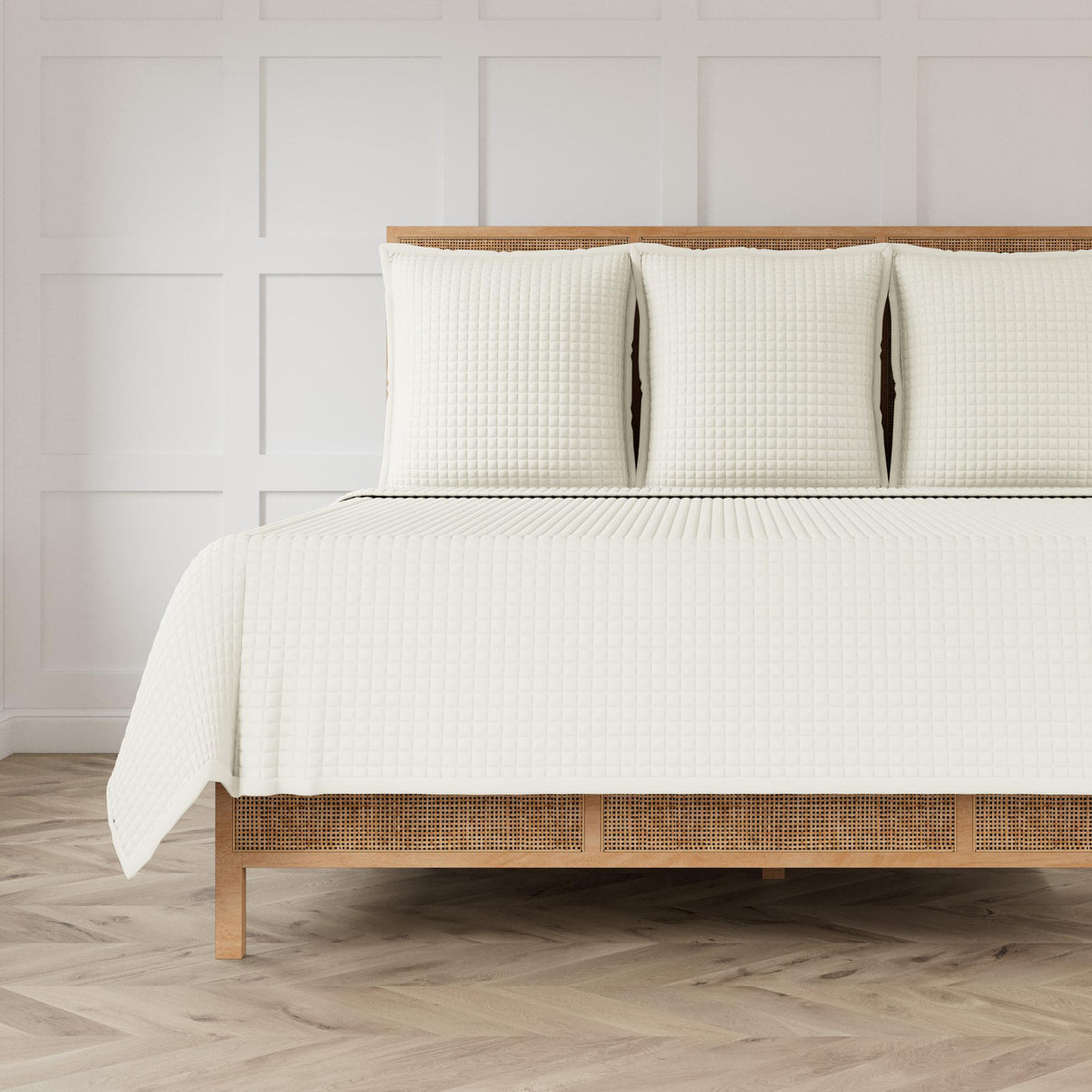 Ann Gish Ivory Twin Ready-to-Bed 2.0 Quilted Coverlet