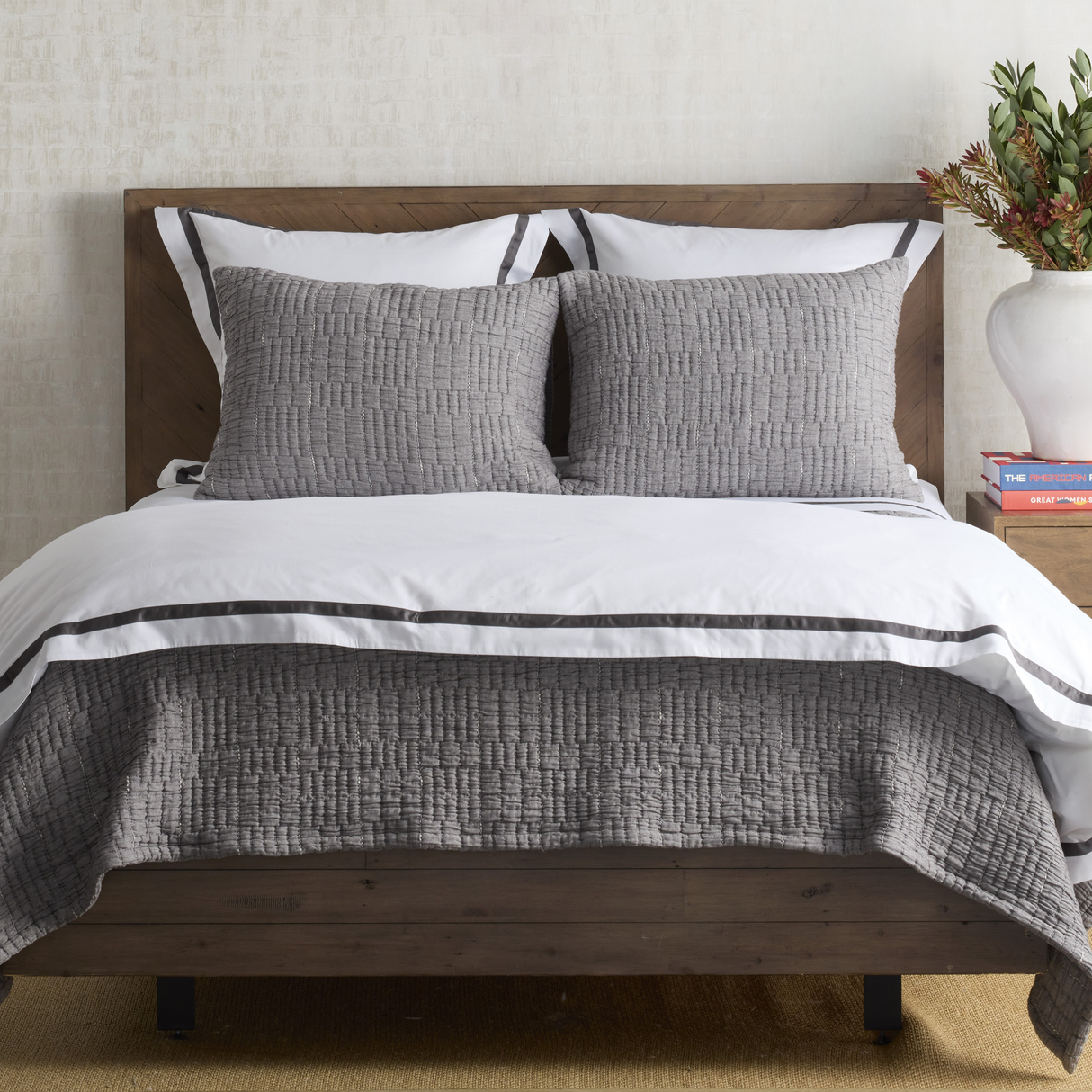 Ann Gish White/Grey King Ready-to-Bed 2.0 Cotton & Trim Duvet