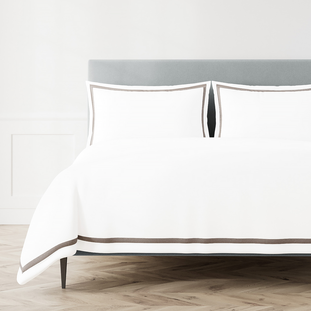 Ann Gish White/Grey Queen Ready-to-Bed 2.0 Cotton & Trim Duvet