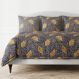 Ann Gish Marine/Gold Queen Kinrande Duvet