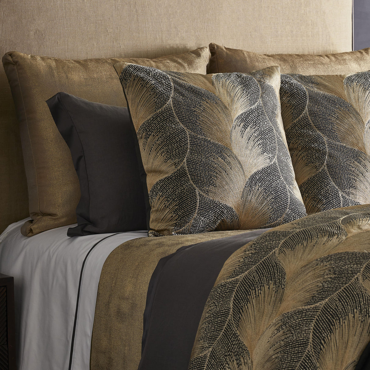 Ann Gish Frost King Lover's Kimono Duvet