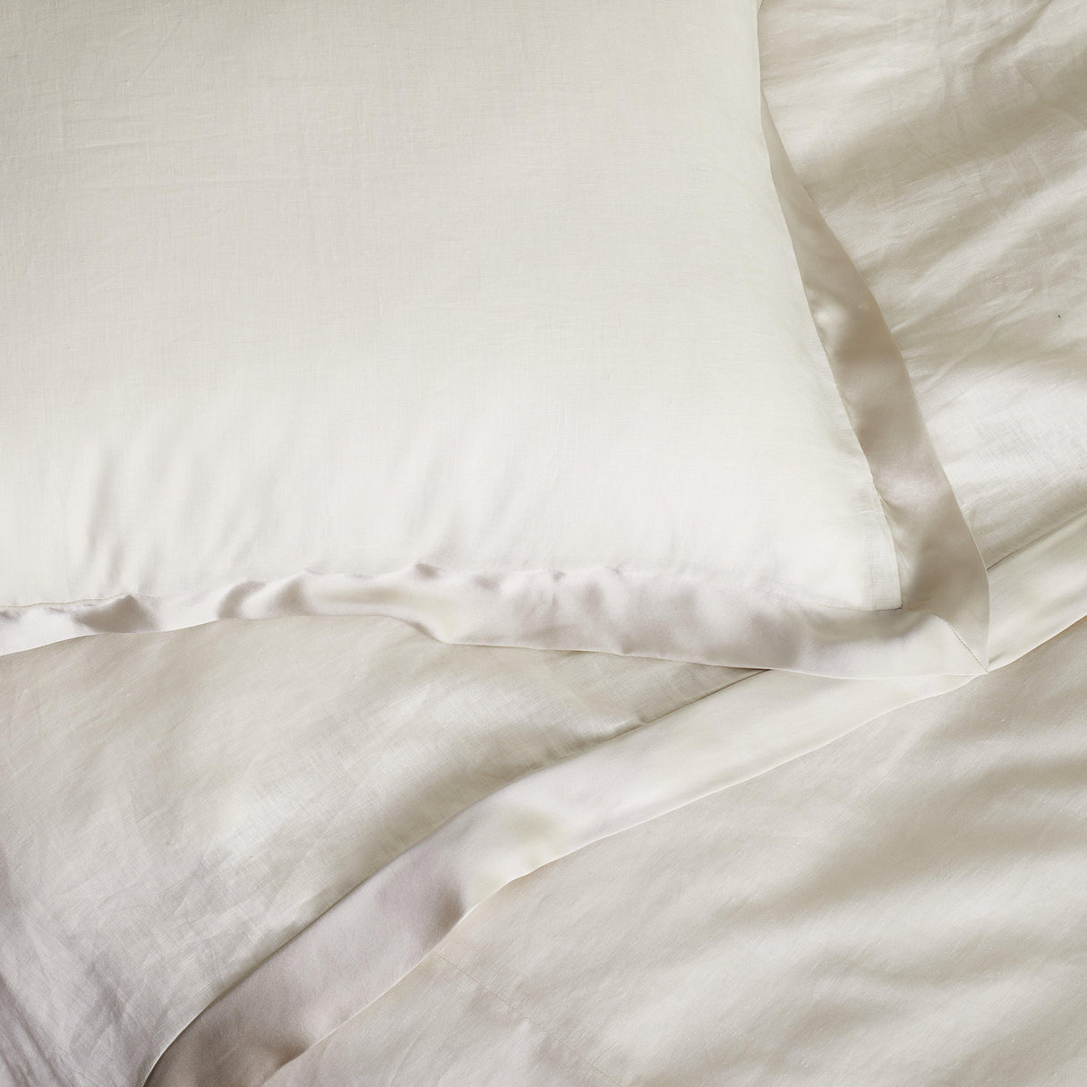 Ann Gish Silver King Lover's Kimono Duvet