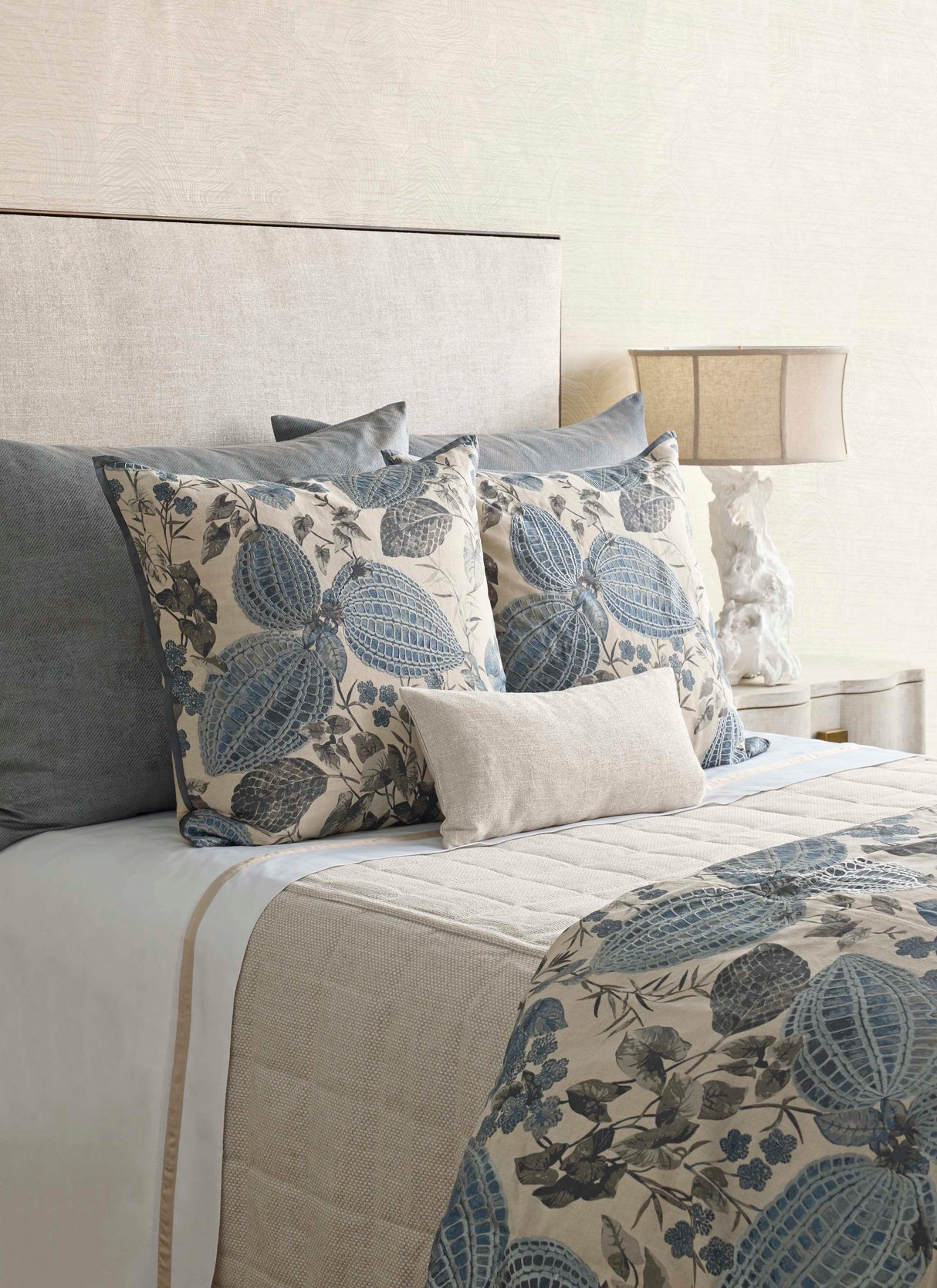 Ann Gish Blue Queen Nature Duvet