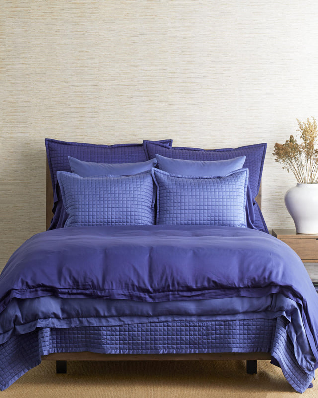 Ann Gish Navy/Periwinkle Queen Ready-to-bed 2.0 Duvet