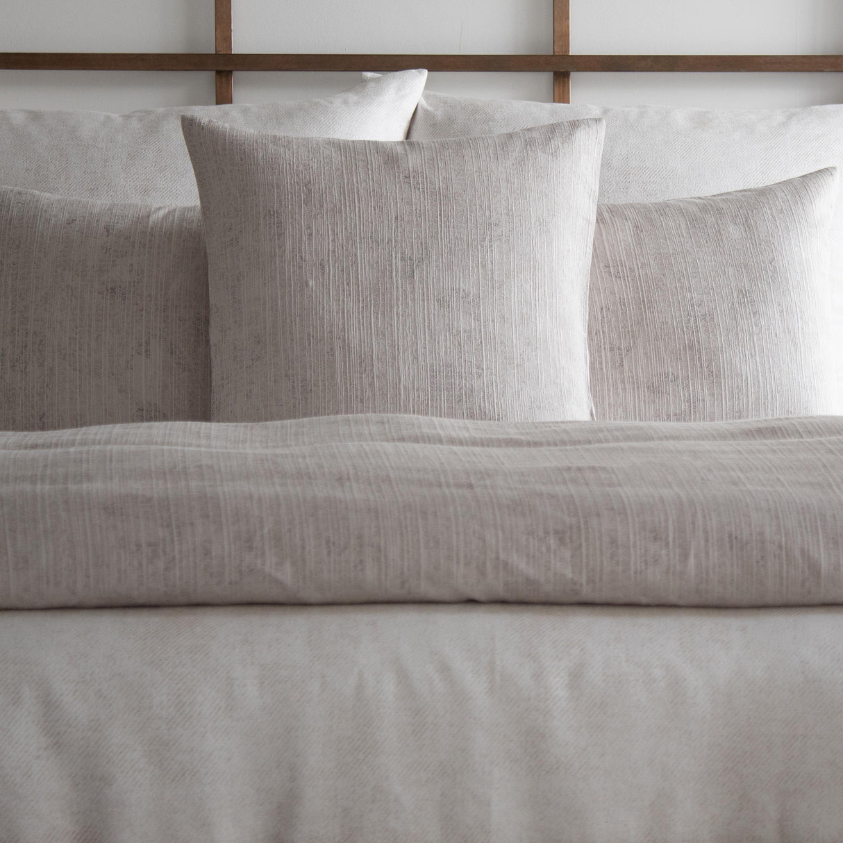 Ann Gish Pearl 22x22 Aspen Pillow