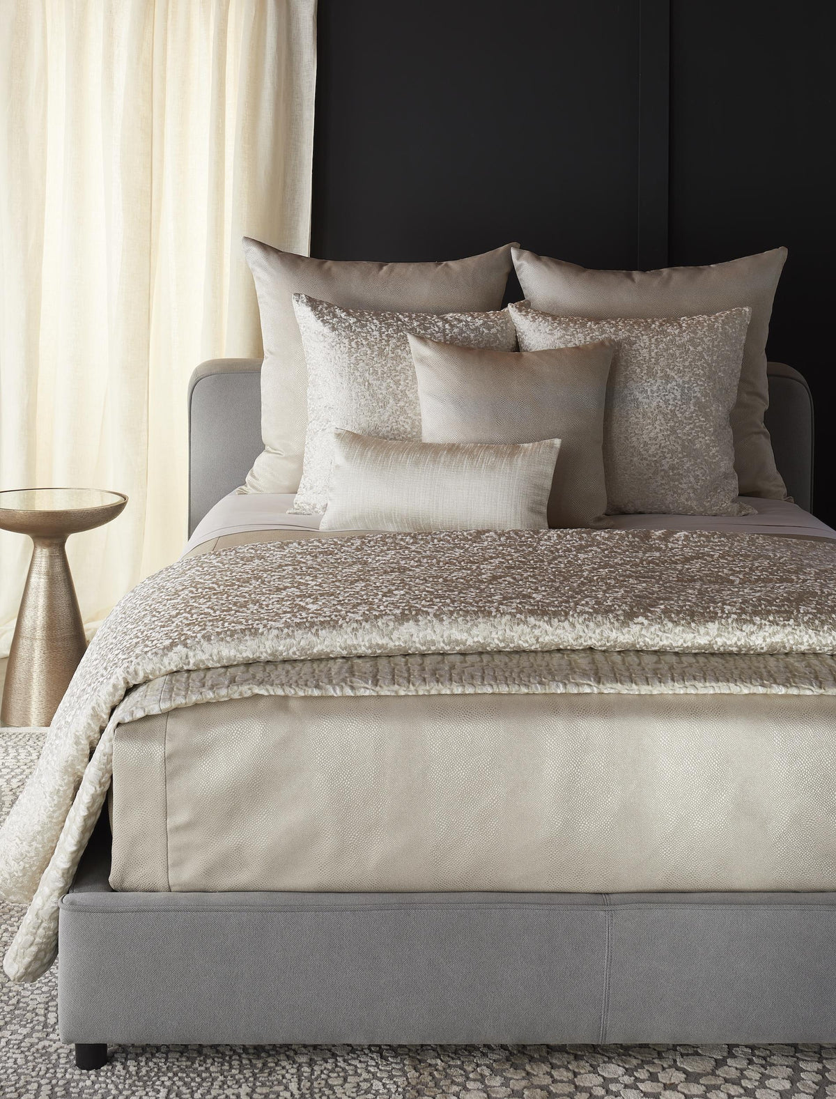 Ann Gish Pearl 22x10 Diamond Dust Pillow