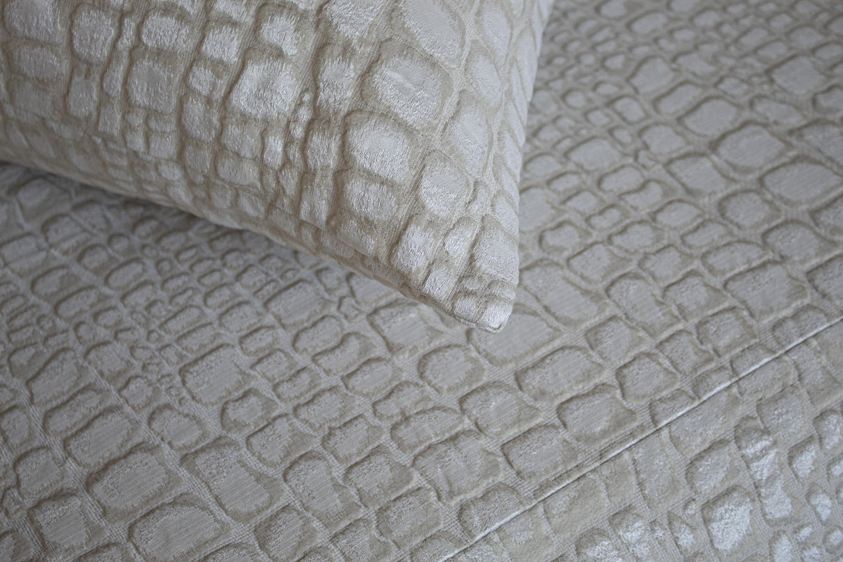 Ann Gish Quartz King Croc Sham