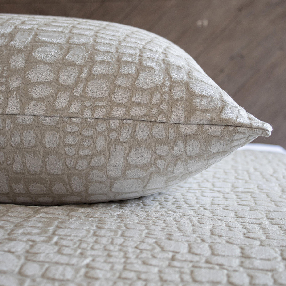Ann Gish Quartz King Croc Sham