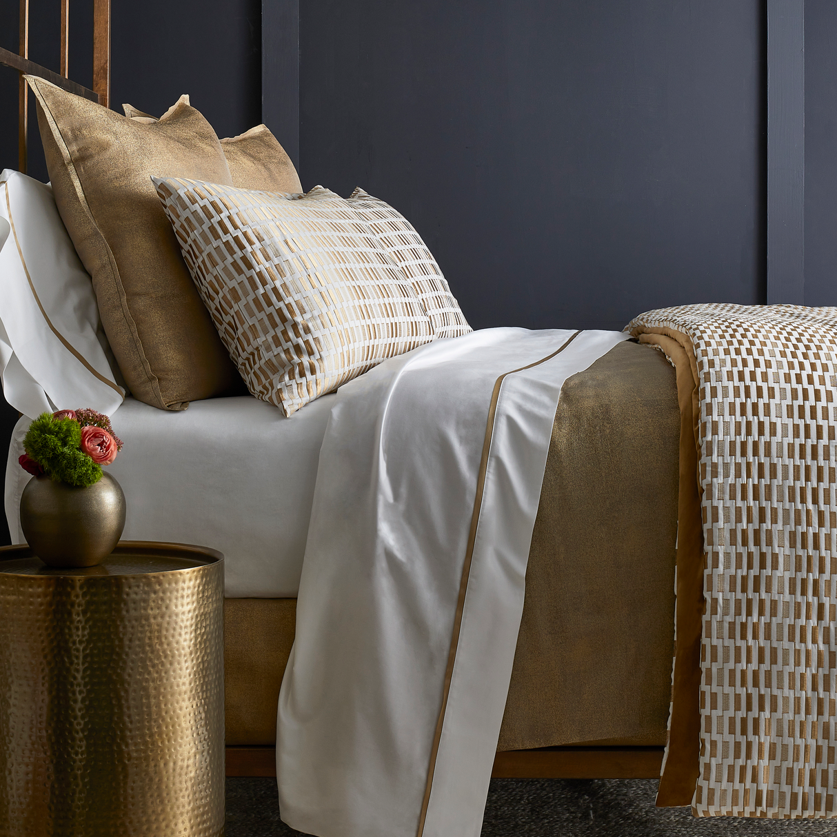 Ann Gish Gold King Ingot Sham