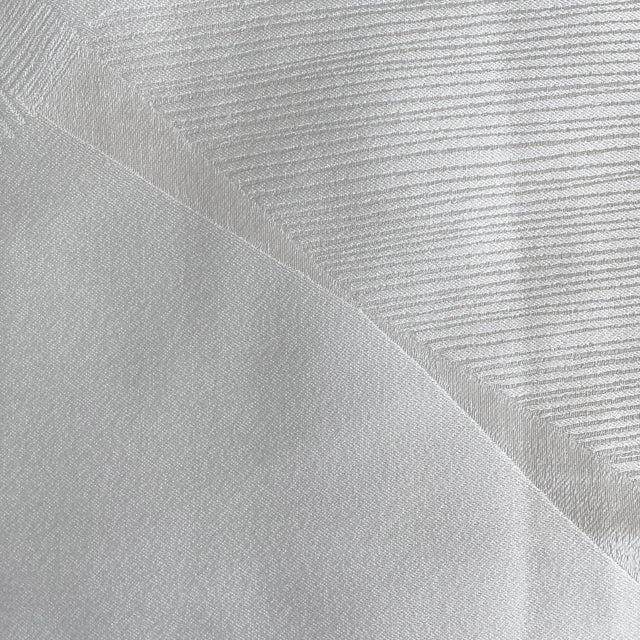 Ann Gish Pearl 96x50 Clio Throw