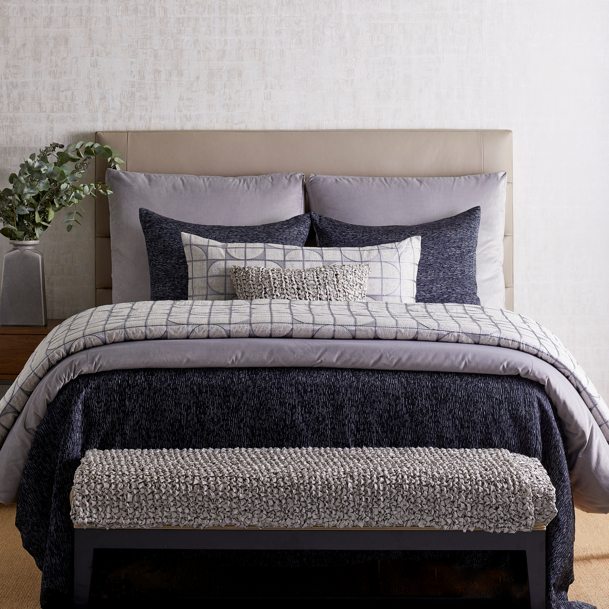 Ann Gish Ice 96x50 Capsule Throw