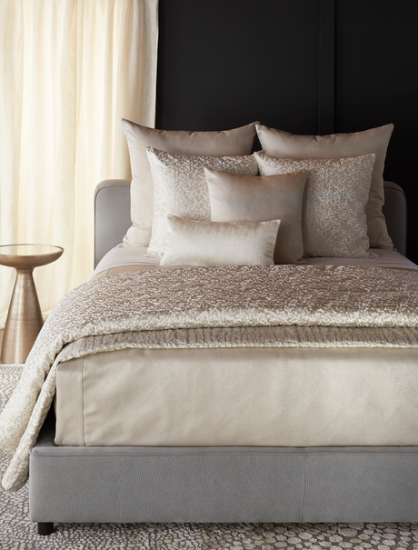Ann Gish Pearl 96x50 Diamond Dust Throw