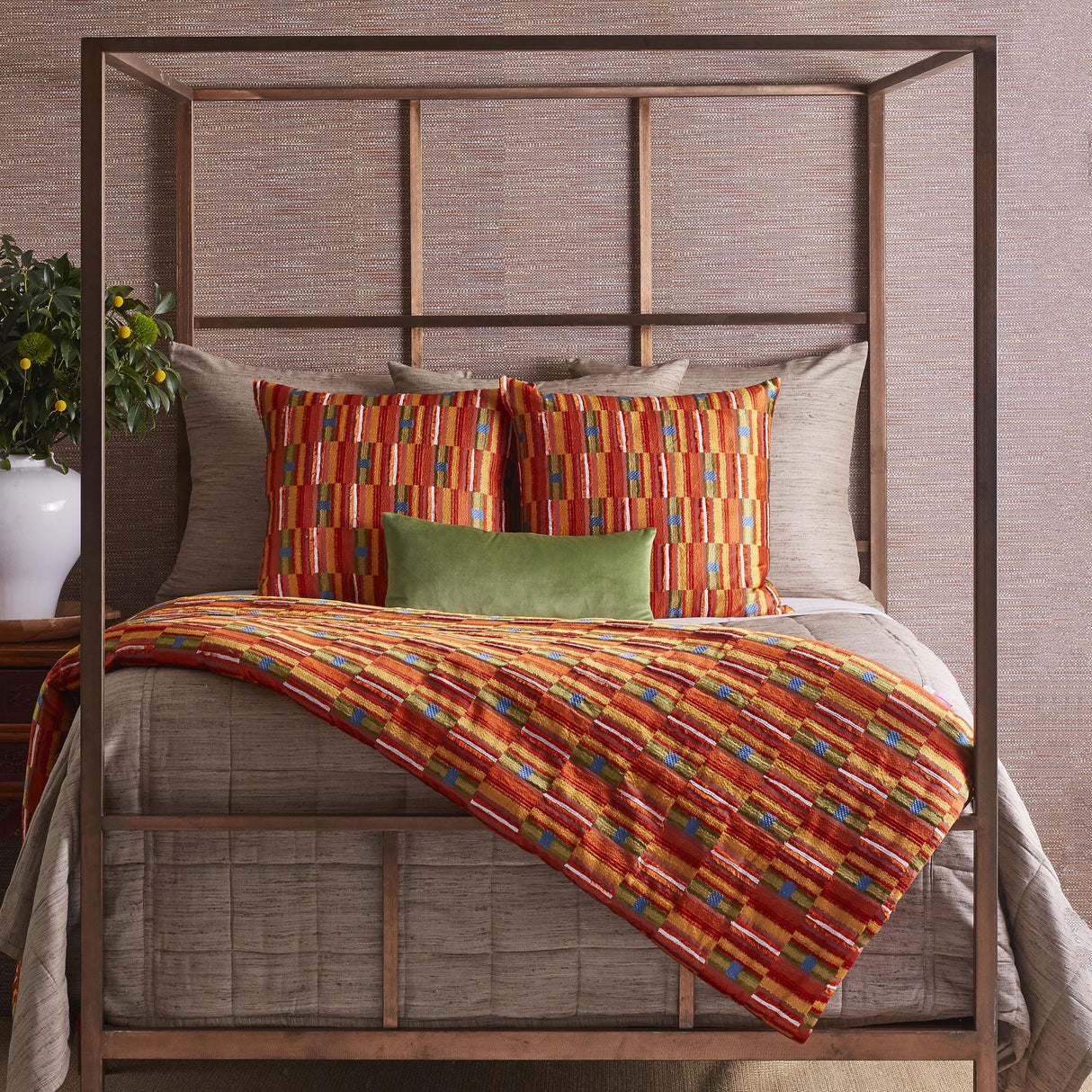 Ann Gish Multi 96x50 Pluma Throw