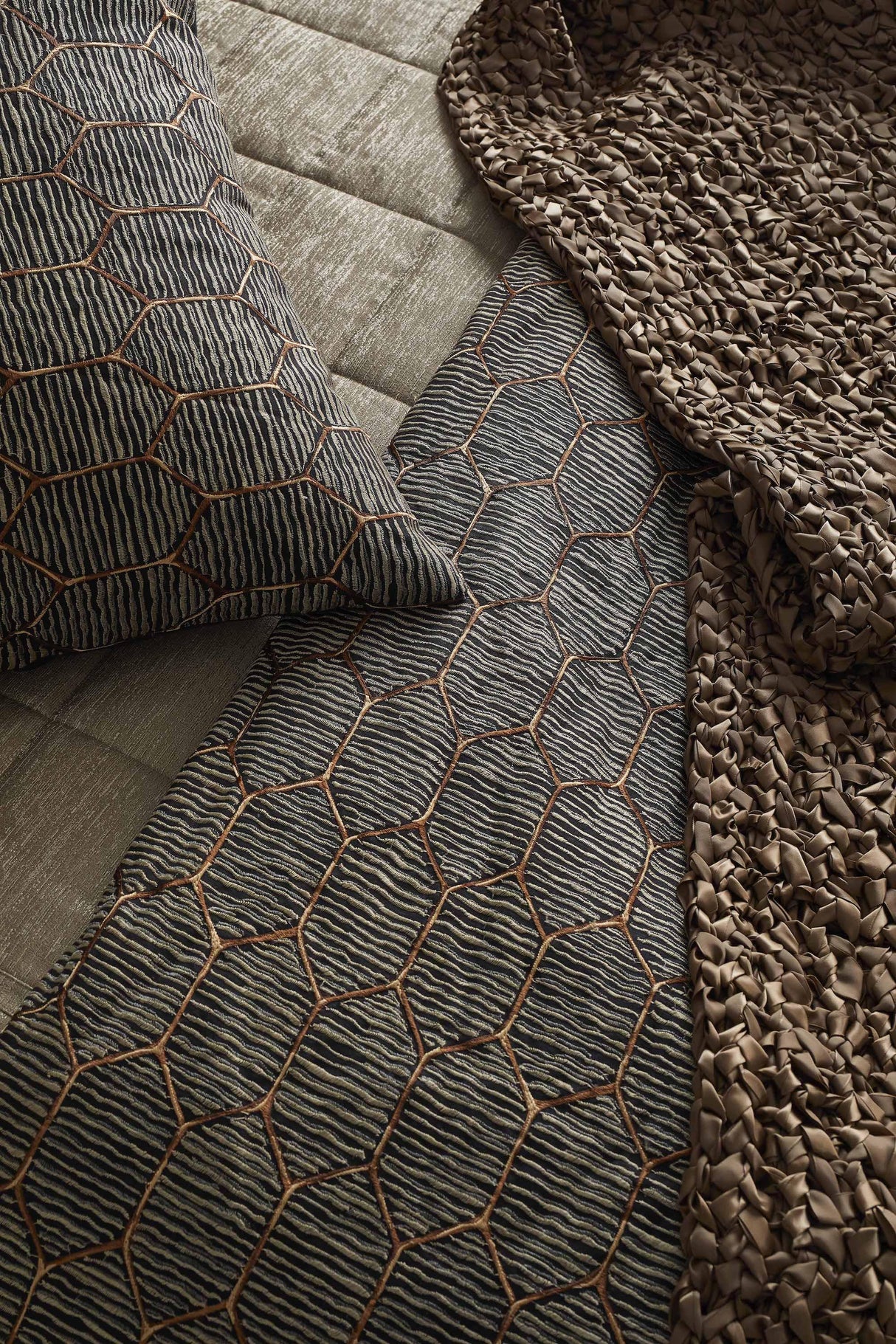 Ann Gish Charcoal 96x50 Inro Throw