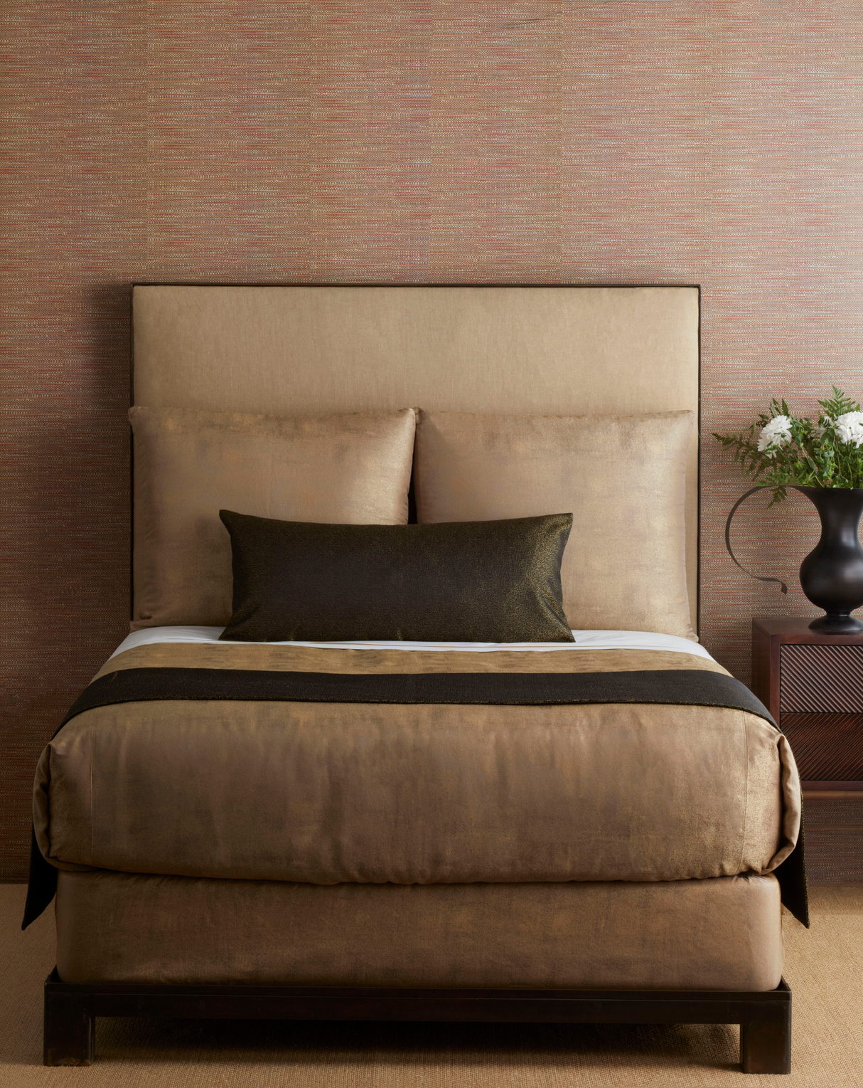 Ann Gish Black/Gold 96x24,36x16 Dapple Bed Finisher
