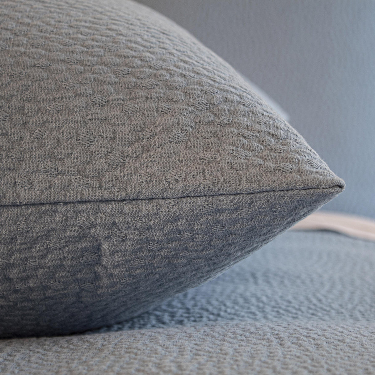 Ann Gish King King Bubble Matelasse Coverlet Set