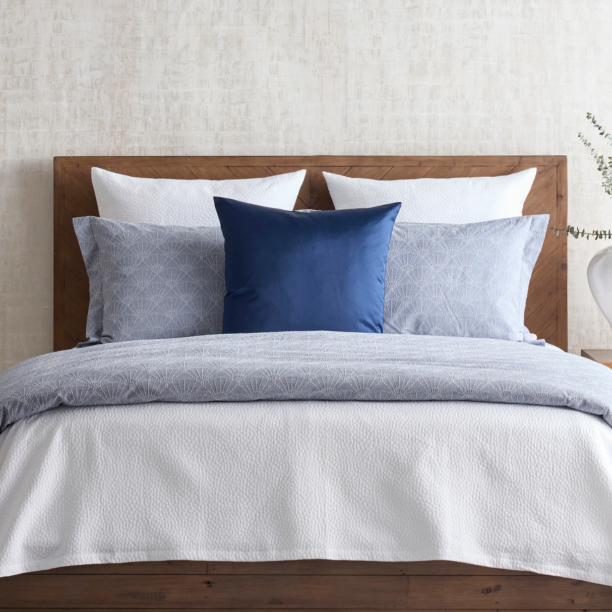 Ann Gish White King Bubble Matelasse Coverlet Set