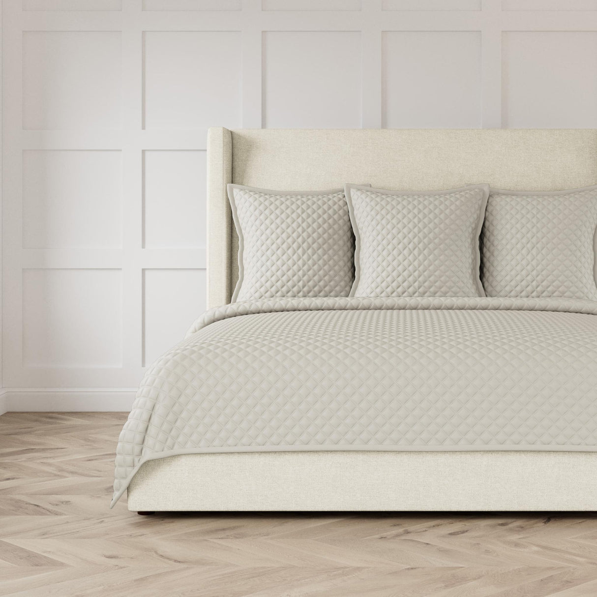 Ann Gish Silver Queen Double Diamond Coverlet Set - Silver