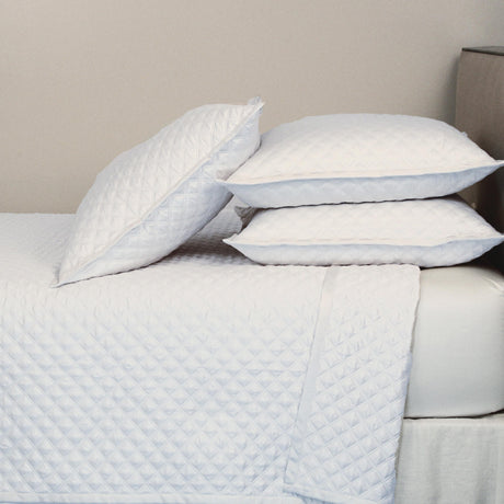 Ann Gish White Queen Double Diamond Coverlet Set - White