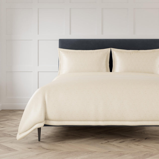 Ann Gish Pearl Queen Imprint Duvet Set