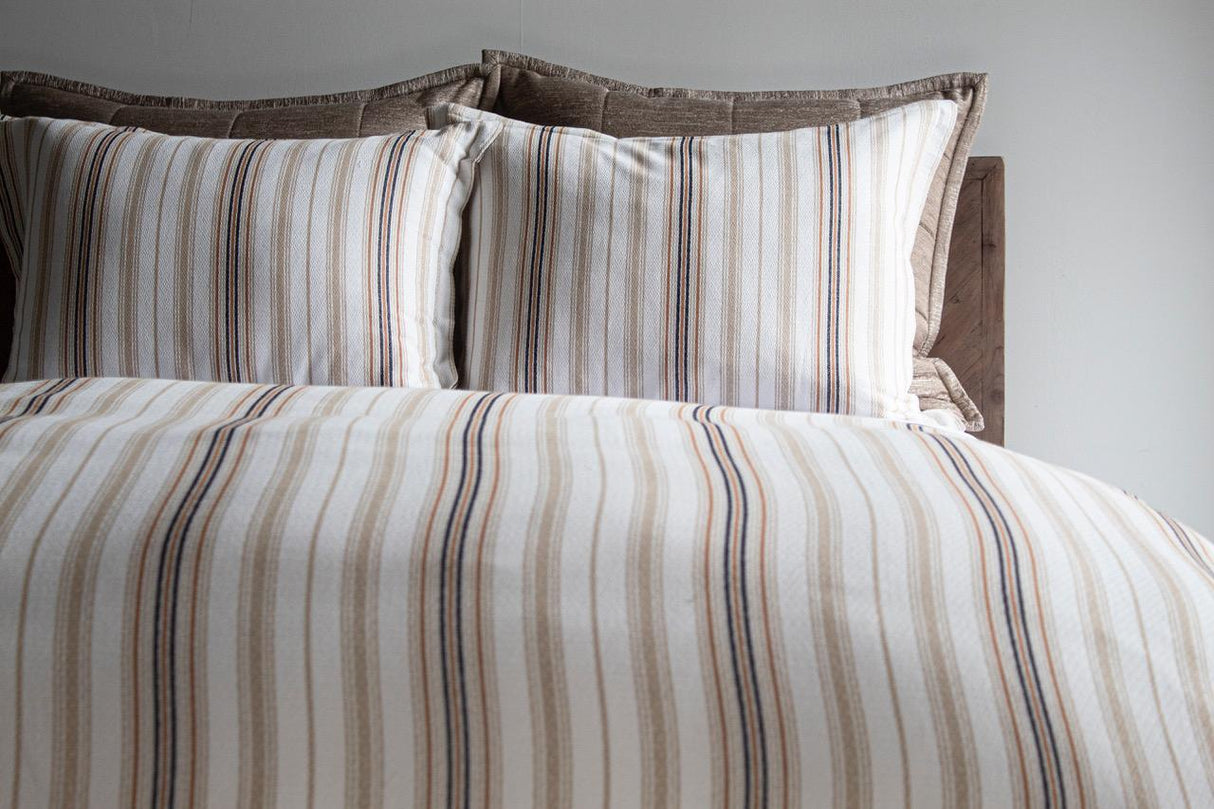 Ann Gish Queen Queen Sedona Duvet Set