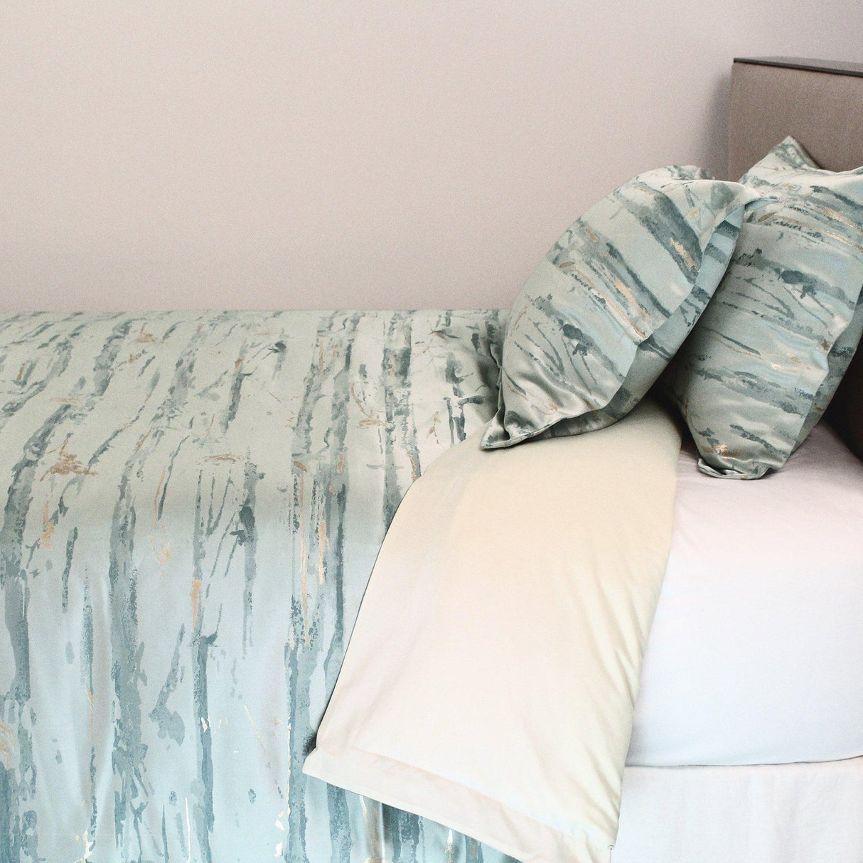 Ann Gish Blue Queen Serenity Duvet Set