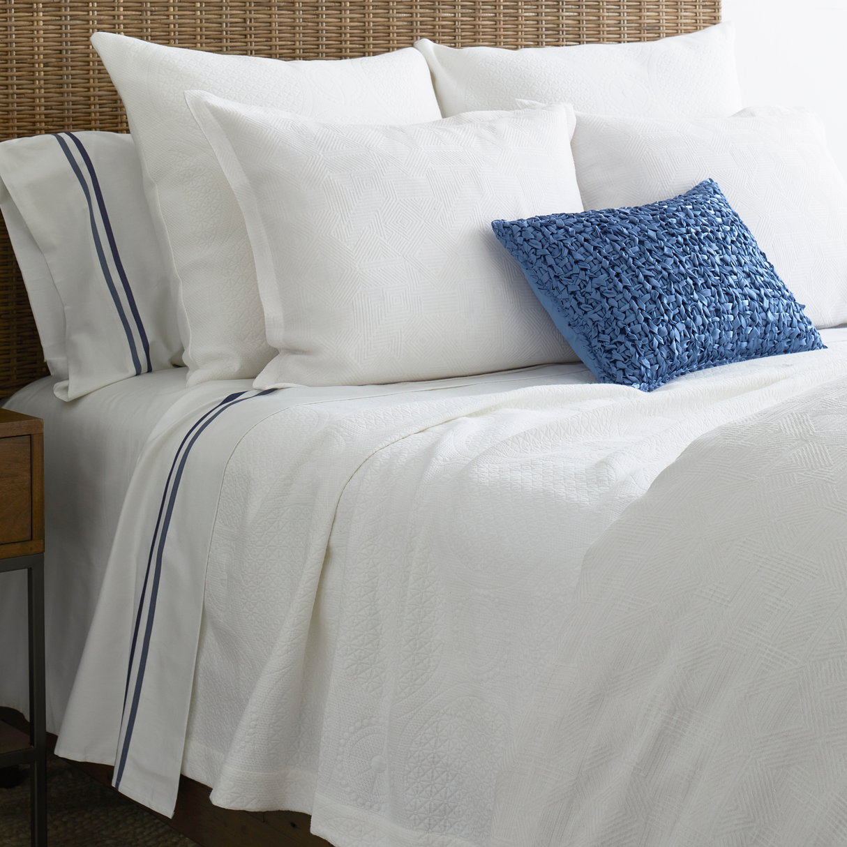 Ann Gish Bone/Bone King Sashiko Duvet Set