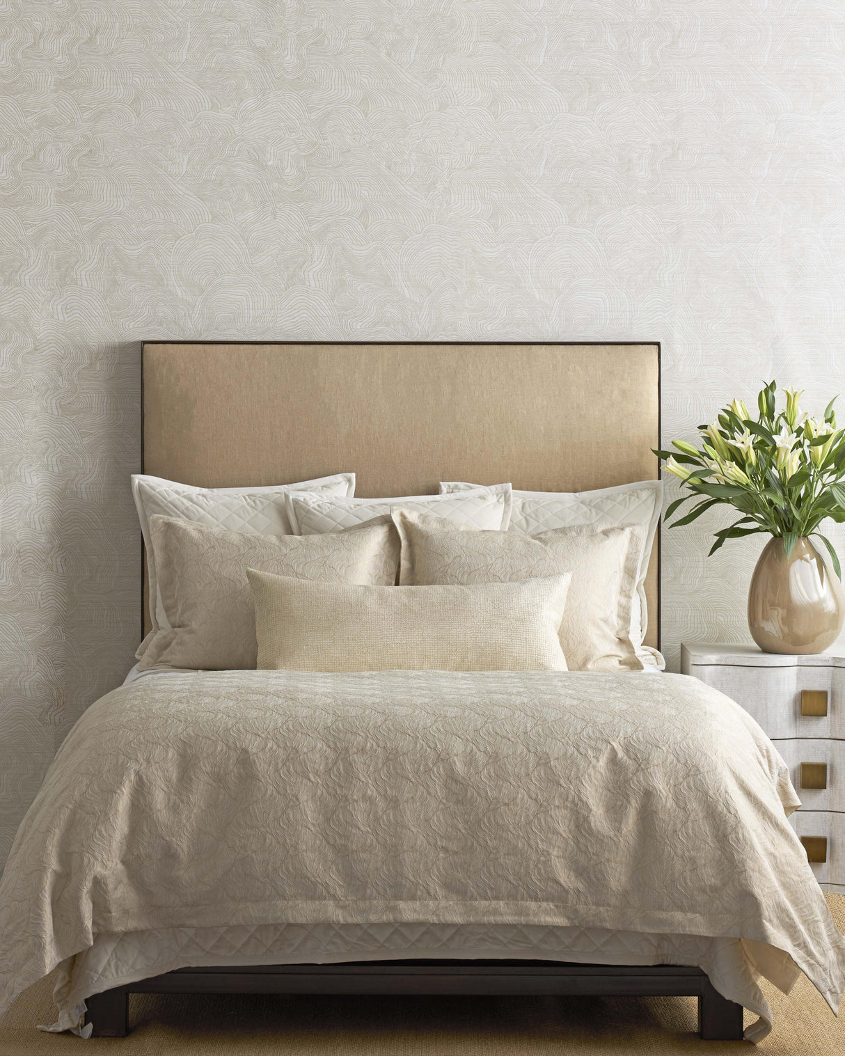 Ann Gish Gold Queen Tidal Duvet Set