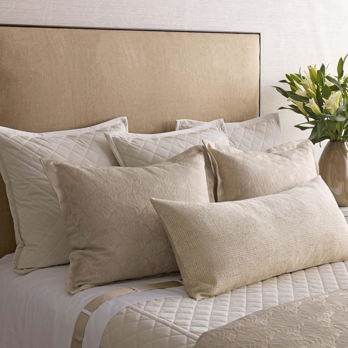 Ann Gish Gold Queen Tidal Duvet Set