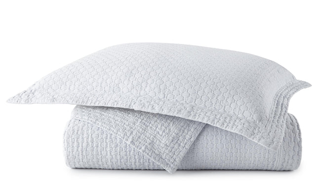 Peacock Alley JULIET MATELASSÉ COVERLET