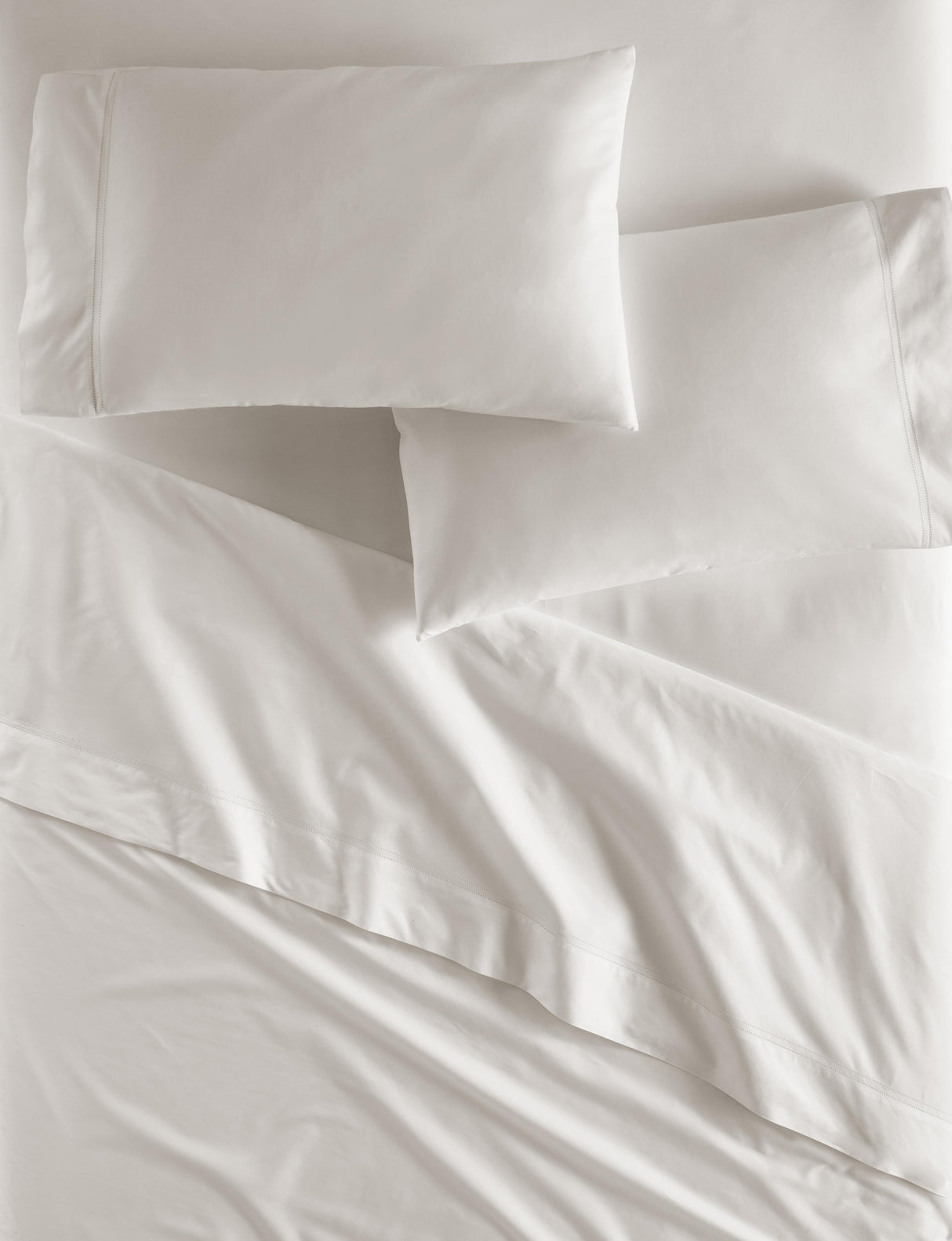 Peacock Alley LYRIC 90x90 QUEEN DUVET PLATINUM