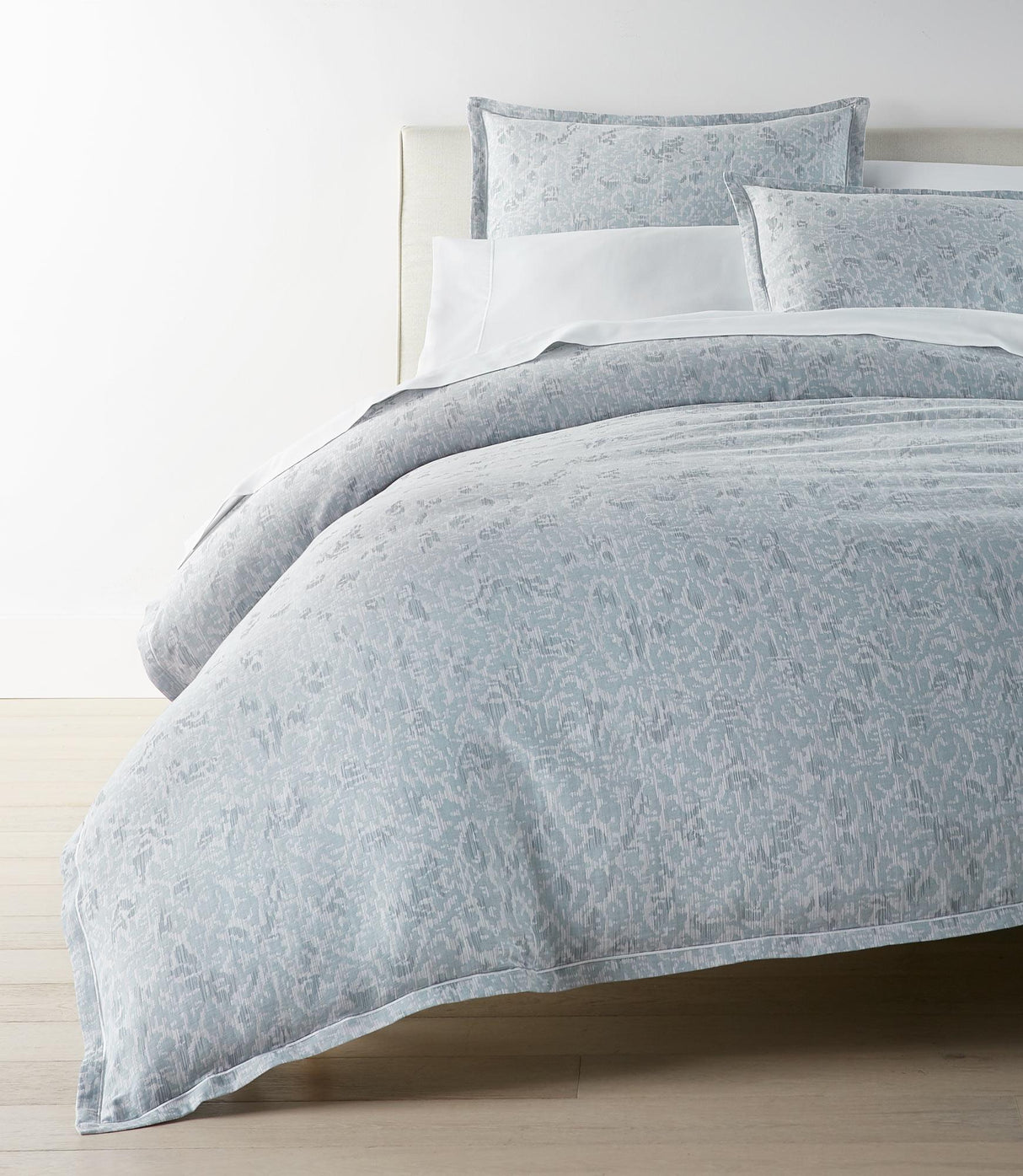 Peacock Alley RAVENNA 20x36 KING SHAM BLUE