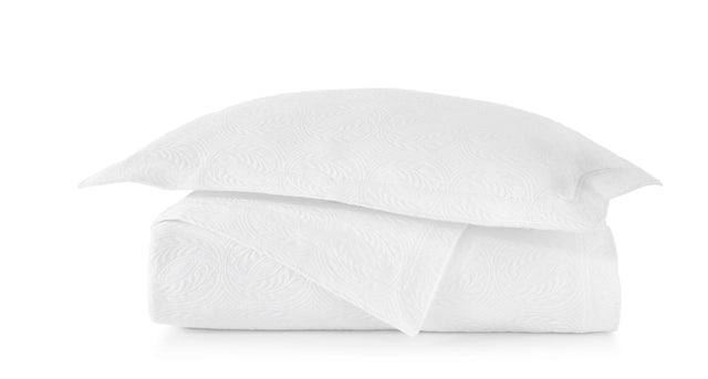 Peacock Alley VIENNA 115x98 KING COVERLET WHITE
