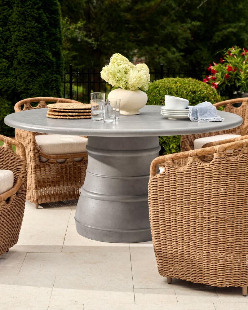 Surya Ravenna RAVN-001 30"H x 60"W x 60"D Dining Table/Seating