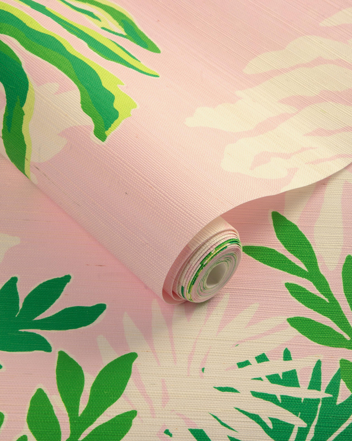 Lee Jofa PALMS WAY MURAL GC PINK Wallpaper