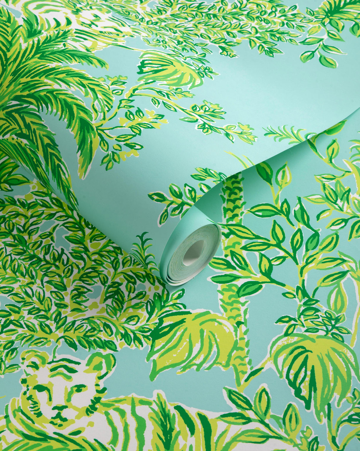 Lee Jofa TIGER QUEEN WP AQUA Wallpaper