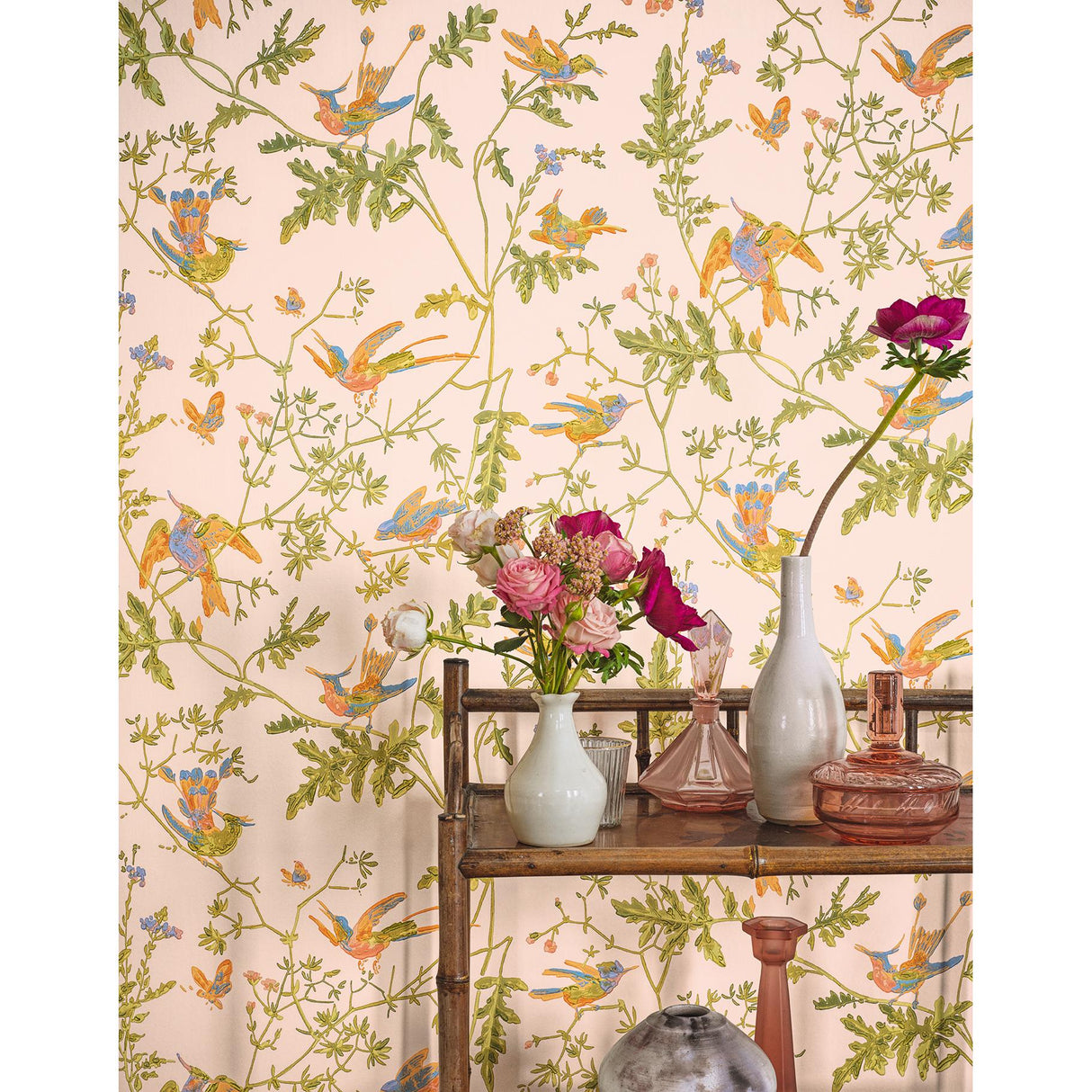 Cole & Son HUMMINGBIRDS BLUSH/BLUE Wallpaper