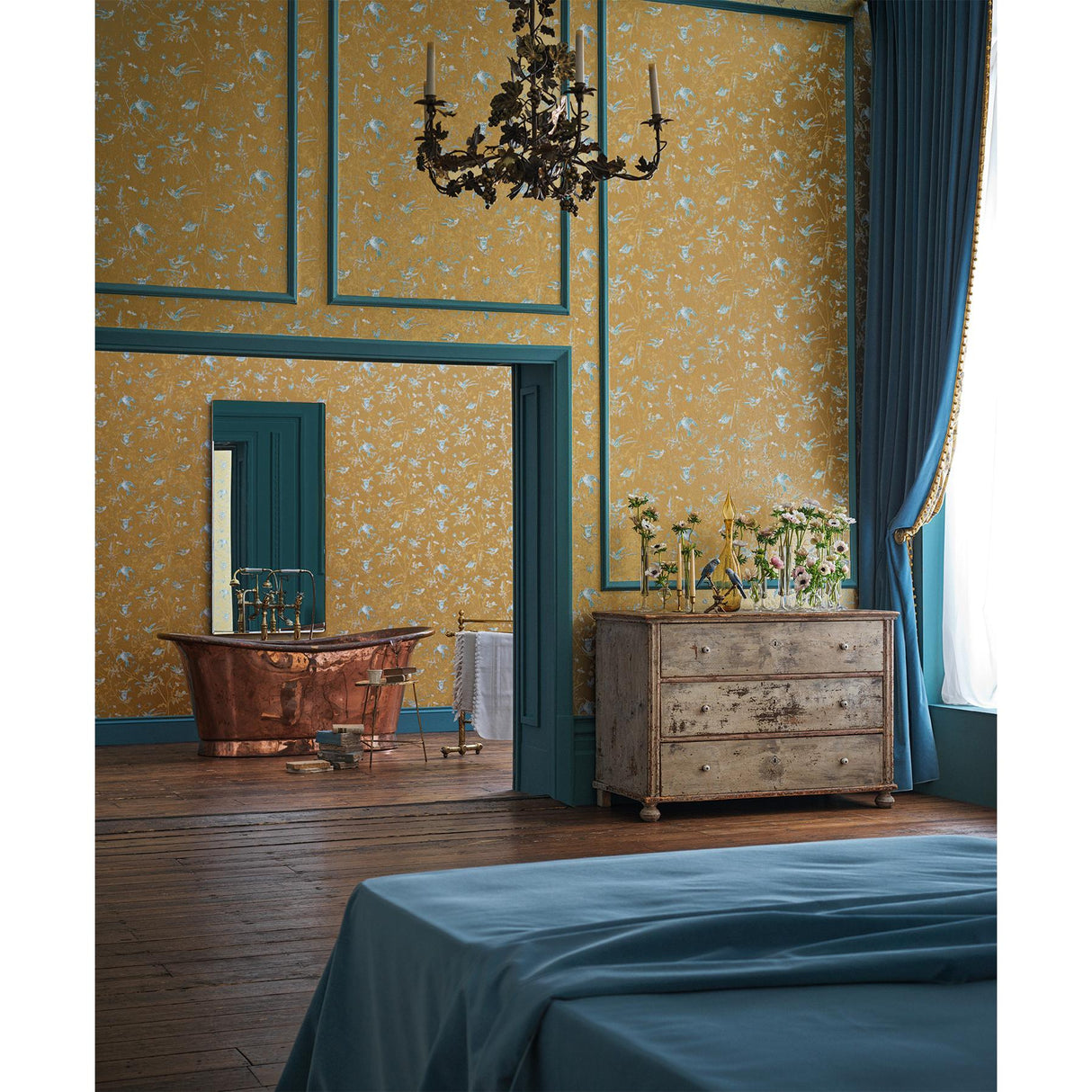 Cole & Son HUMMINGBIRDS GREY/GOLD Wallpaper