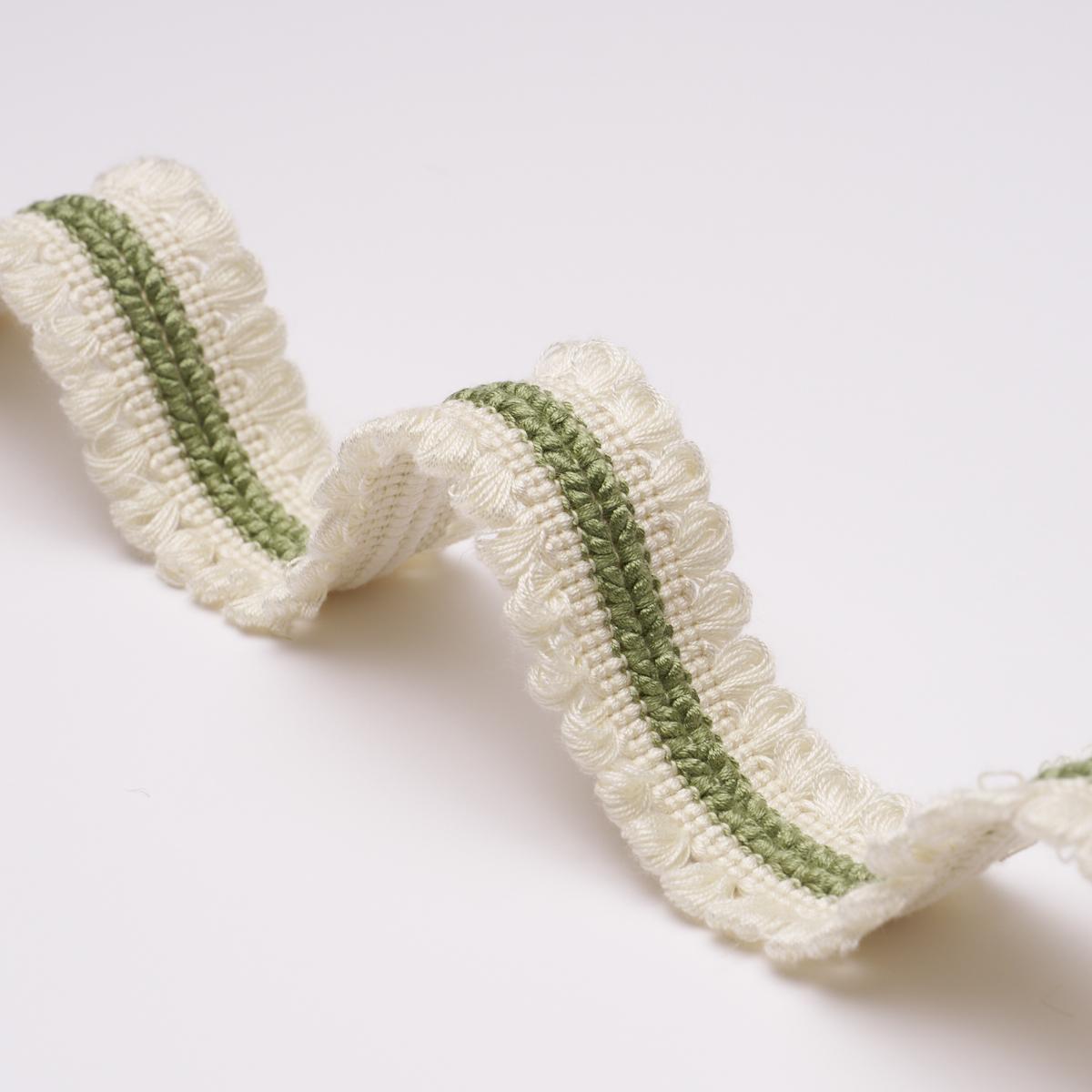 Schumacher Leaf Miriam Trim