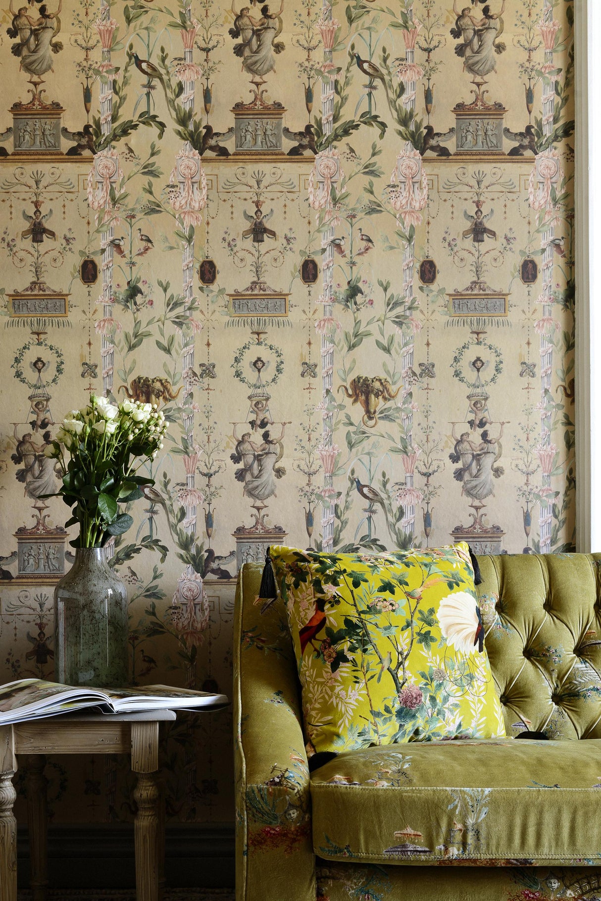 MindTheGap DANCING GRACES LE MANOIR Wallpaper