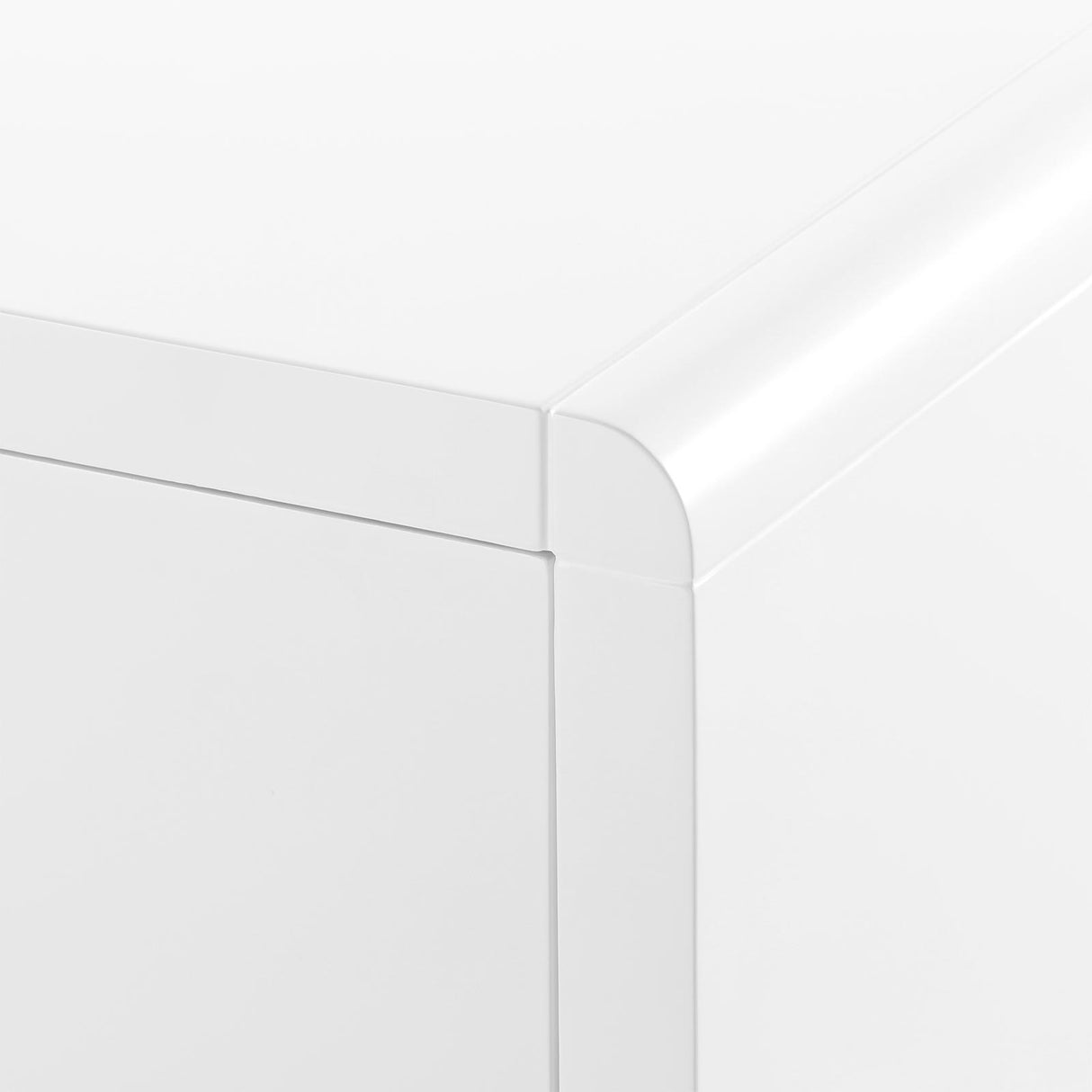 Villa & House White Pearl Bryant 3-Drawer Side Table