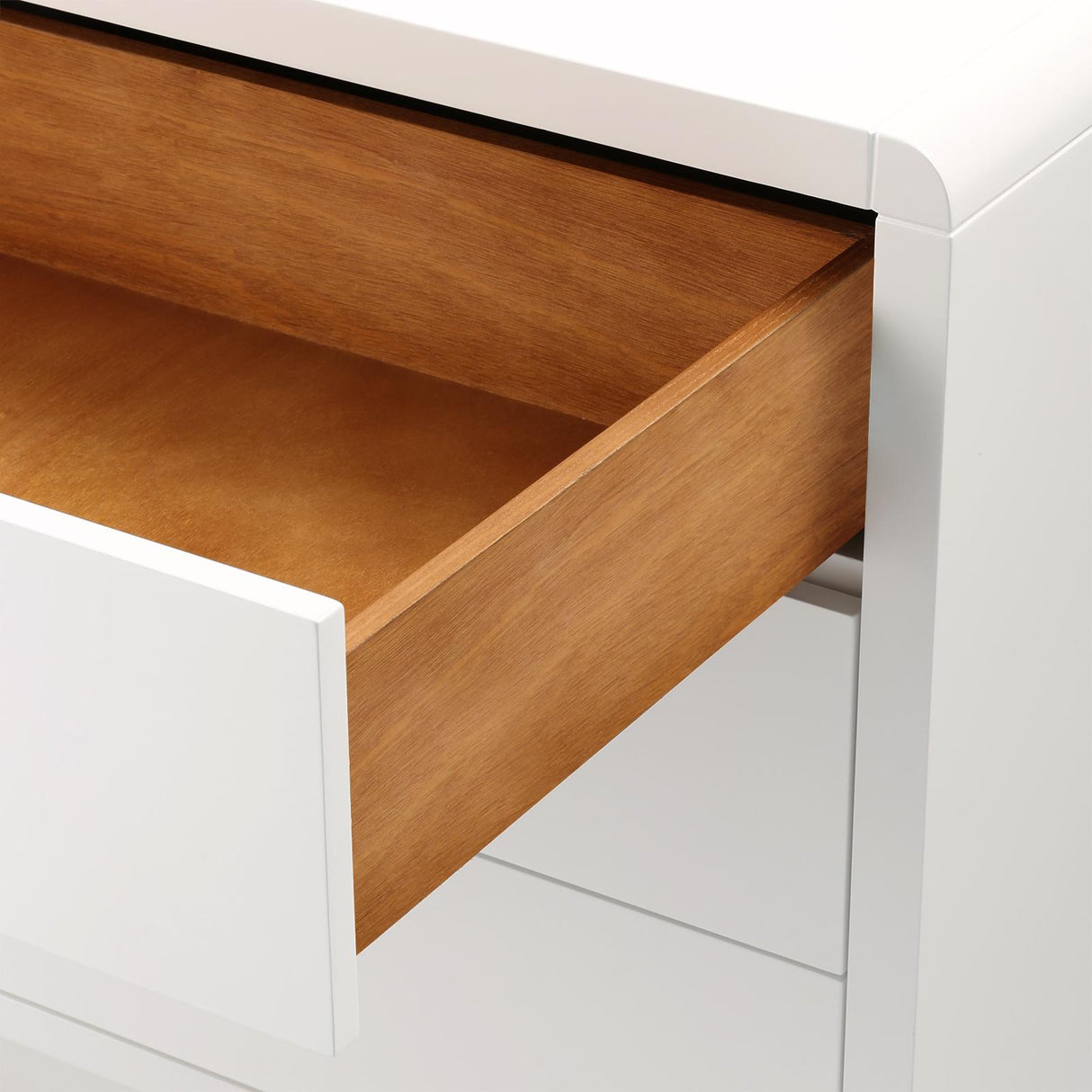 Villa & House White Pearl Bryant 3-Drawer Side Table