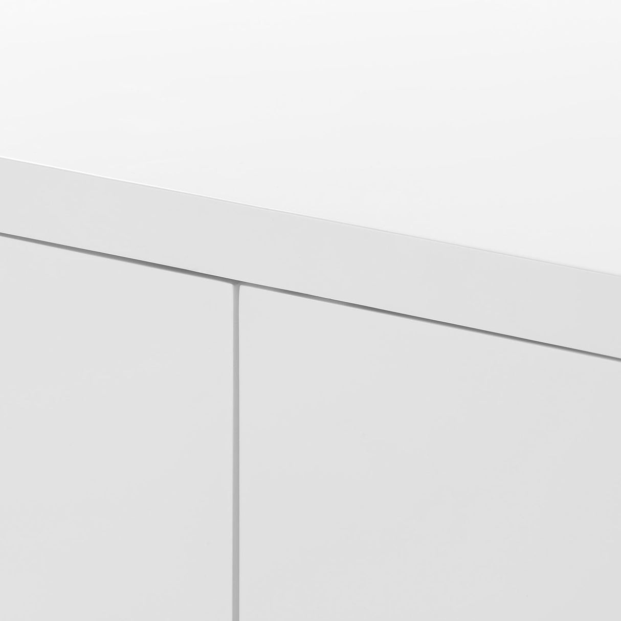 Villa & House White Pearl Bryant Extra Large 6-Drawer