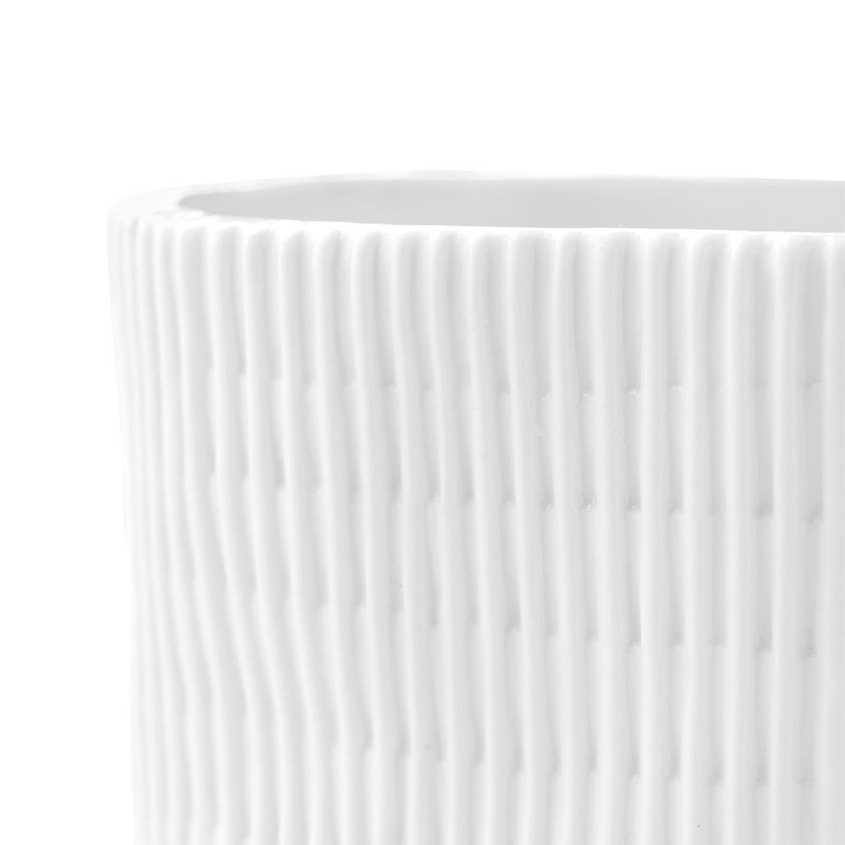 Villa & House Blanc de Chine Corum Cache Pot