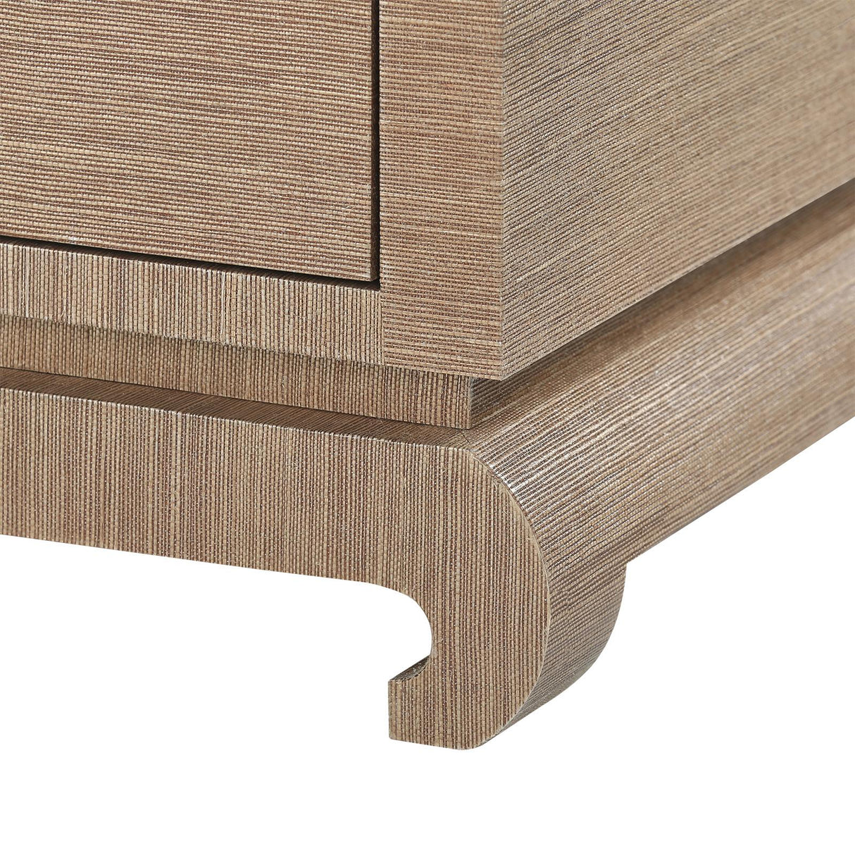Villa & House Flax Brown Ming Extra Large 8-Drawer