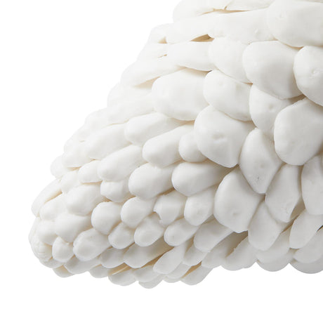 Villa & House Blanc de Chine Laying Pine Cone